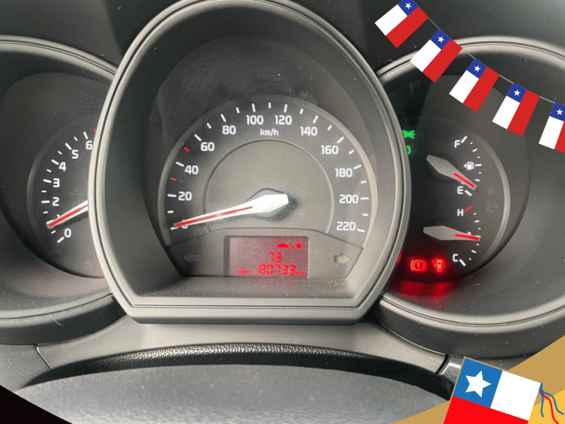 KIA RIO 5 EX 2017
