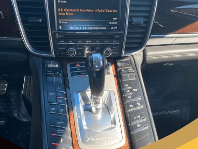 PORSCHE PANAMERA S 2011